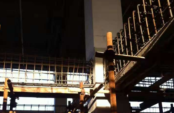 荆州一厂房梁柱截面加大施工